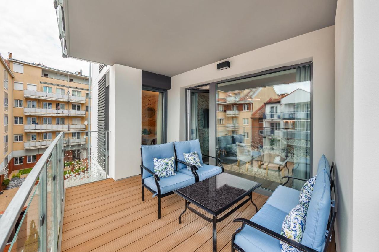 Apartamenty Sun & Snow Nadmorskie Tarasy Z Basenem Колобжег Экстерьер фото