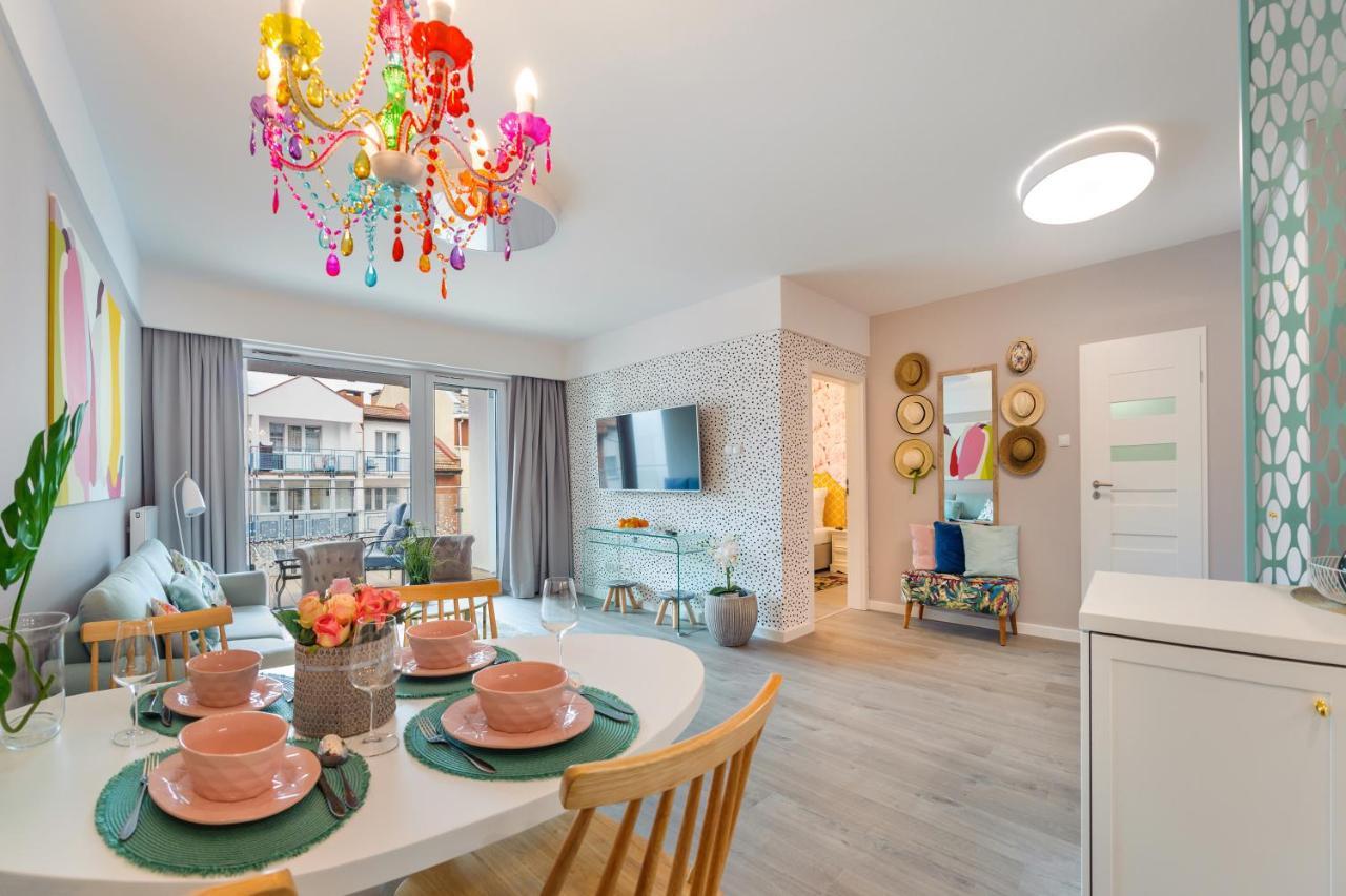 Apartamenty Sun & Snow Nadmorskie Tarasy Z Basenem Колобжег Экстерьер фото