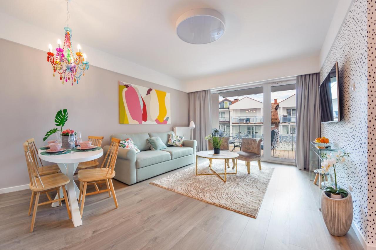 Apartamenty Sun & Snow Nadmorskie Tarasy Z Basenem Колобжег Экстерьер фото