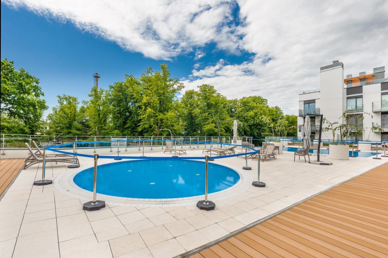 Apartamenty Sun & Snow Nadmorskie Tarasy Z Basenem Колобжег Экстерьер фото