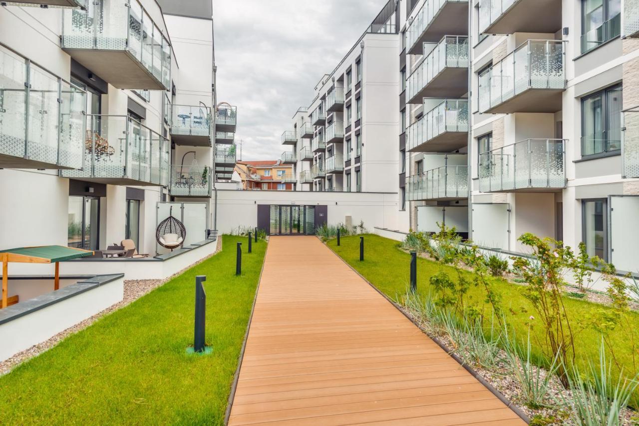 Apartamenty Sun & Snow Nadmorskie Tarasy Z Basenem Колобжег Экстерьер фото