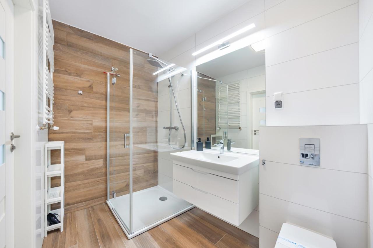 Apartamenty Sun & Snow Nadmorskie Tarasy Z Basenem Колобжег Экстерьер фото